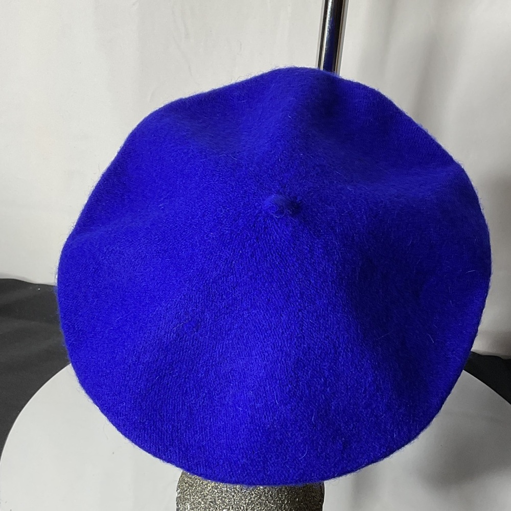 Vibrant Blue Beret - Picture 3 of 4
